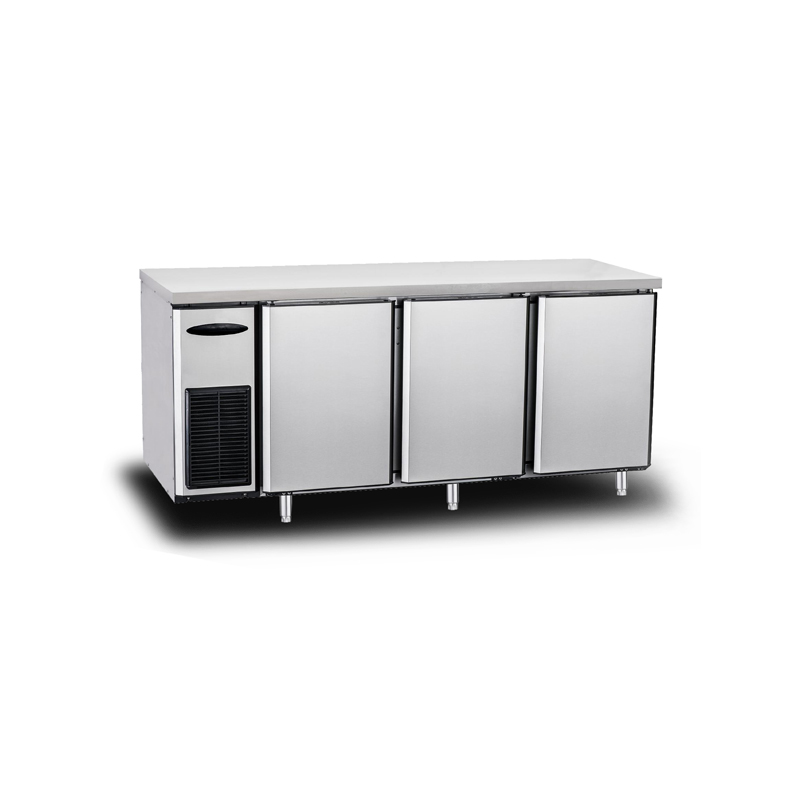 ¿Cuáles son los beneficios de instalar un refrigerador de refrigerador de bebidas subterráneas en una cocina?
